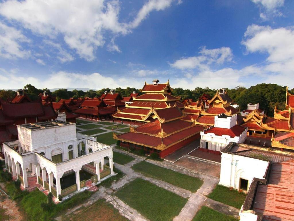 Silver City Hotel Mandalay Bagian luar foto