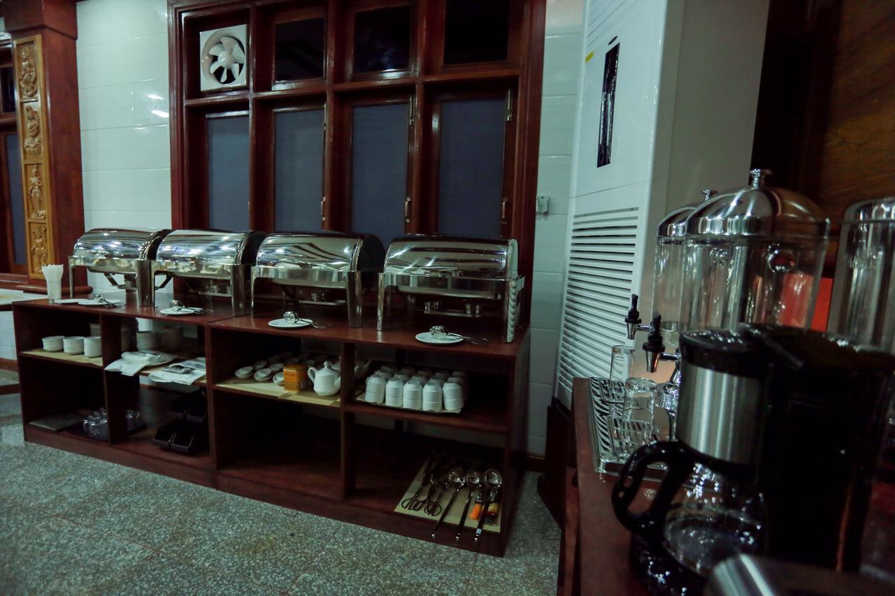 Silver City Hotel Mandalay Bagian luar foto